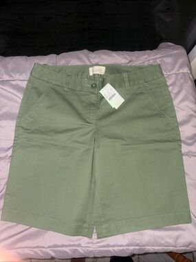 J.Crew Women's Bermuda Shorts - Casual Summer Style - Size Small